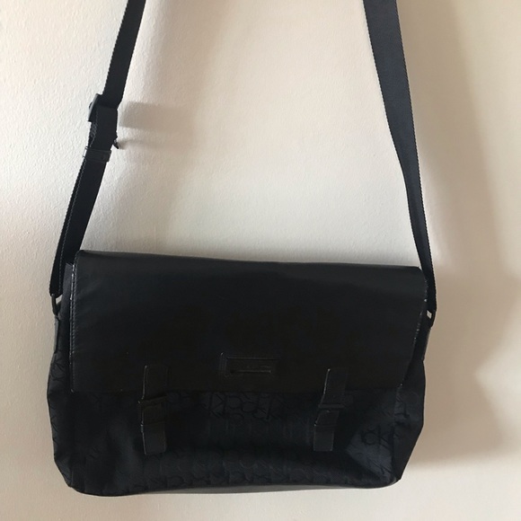 Calvin Klein laptop bag. Fits 15” laptop. - Picture 2 of 4